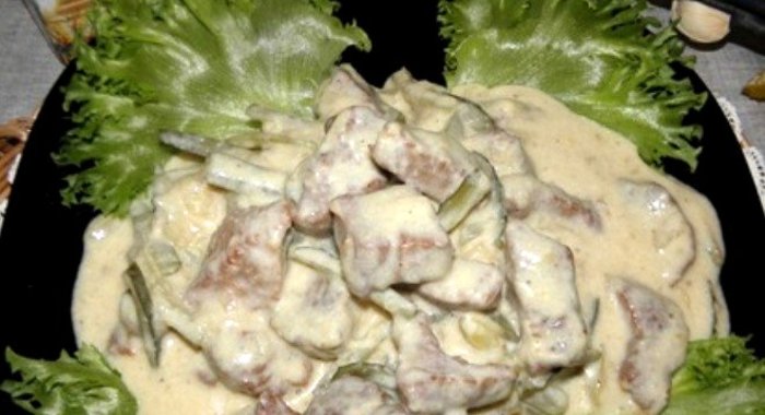 Гуляш со сливками