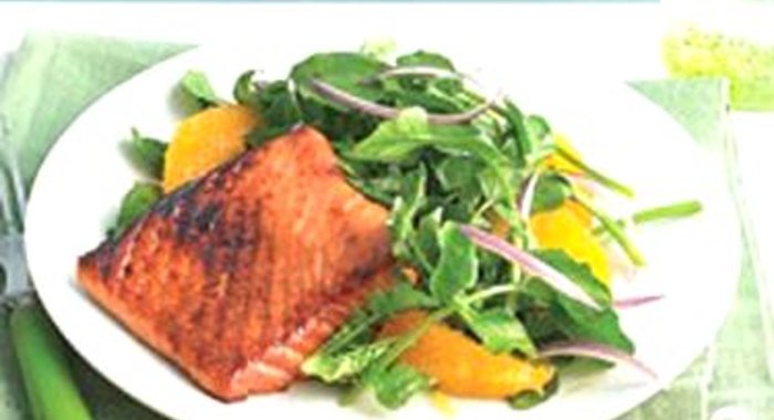 Лосось с кресс-салатом