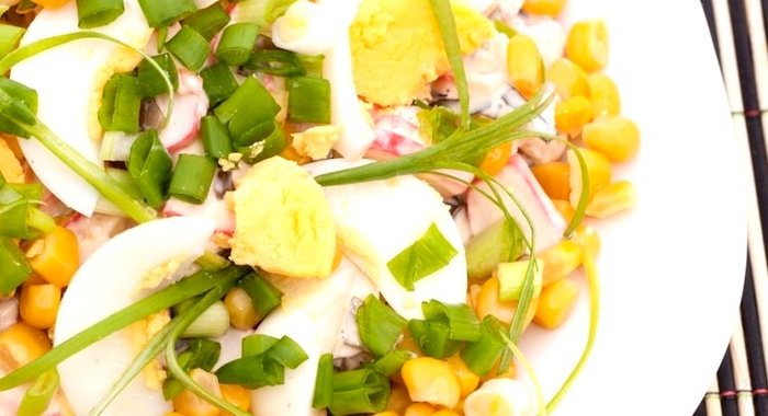 Салат из маринованной кукурузы