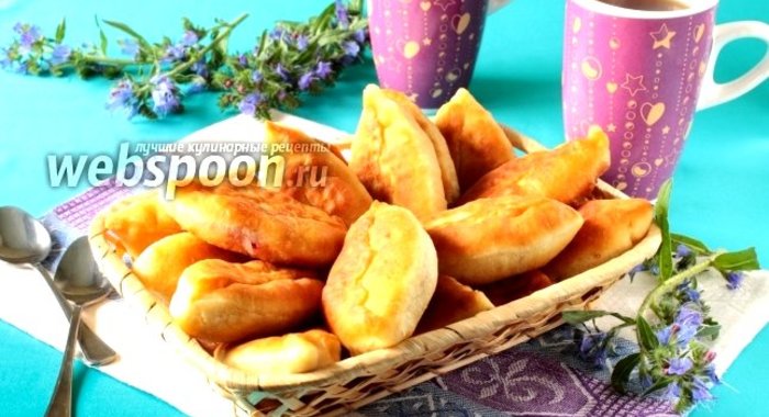 Пирожки с клубникой жареные