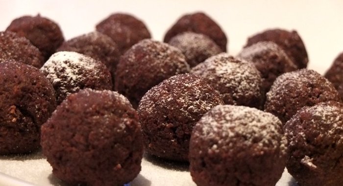 Пирожное картошка из печенья с молоком