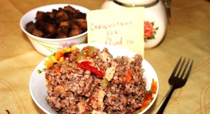 Гречка с овощами и курицей в мультиварке