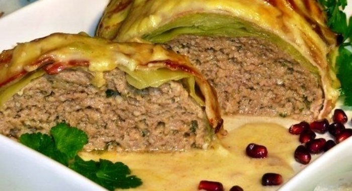 Мясной рулет с капустой