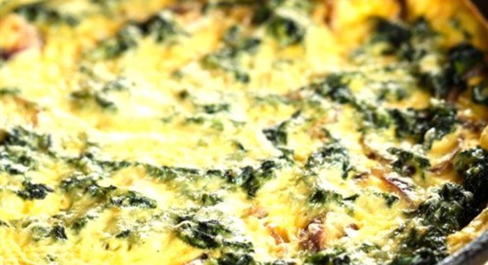 Шпинат с яйцом