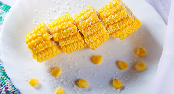 Паста с курицей и фасолью в сливочном соусе