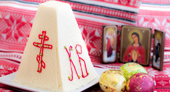 Царская творожная пасха с маковой начинкой