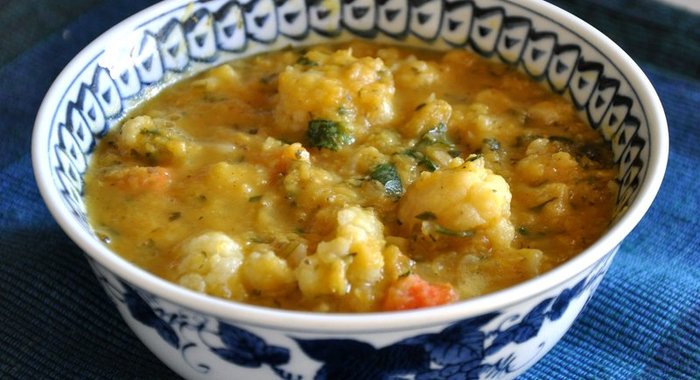 Гороховый суп с картофелем и цветной капустой