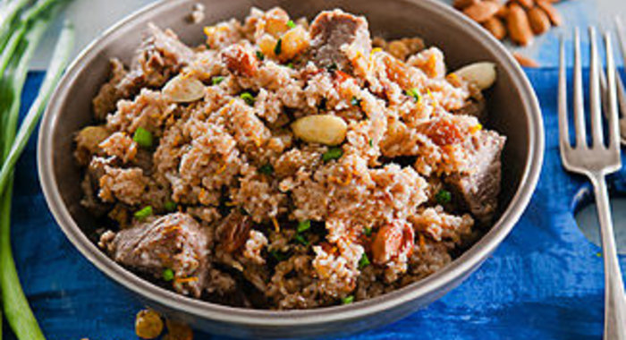 Пшеничная каша с мясом в мультиварке