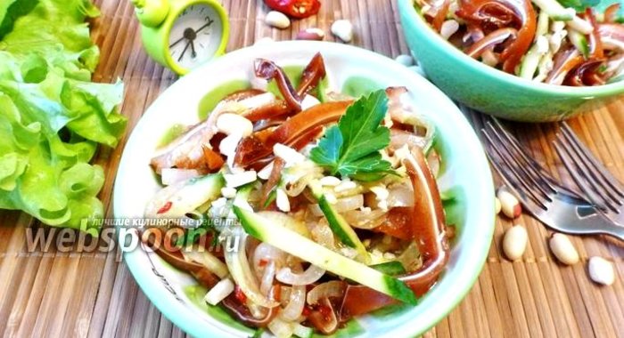 Салат из свиных ушей