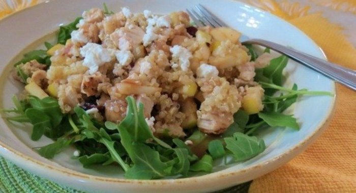 Клюквенно-яблочный салат с кускусом