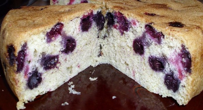 Бисквитный пирог в мультиварке