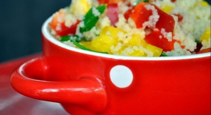 Салат из кускуса со сладким перцем