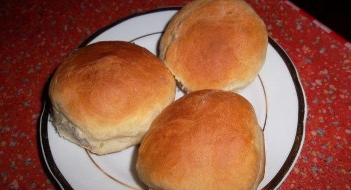 Салат с пармской ветчиной и сыром