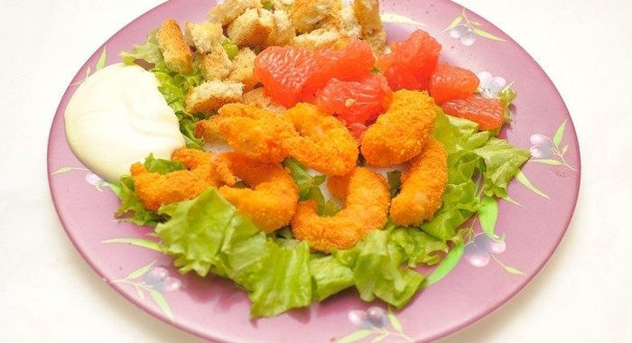 Салат с креветками и грейпфрутом