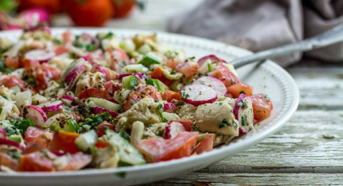 Овощной салат с питой