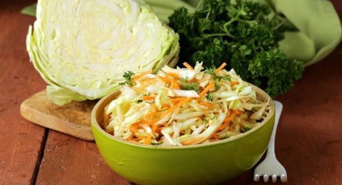Капустный салат коул слоу