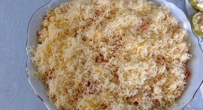 Салат с копченой грудкой и корейской морковью