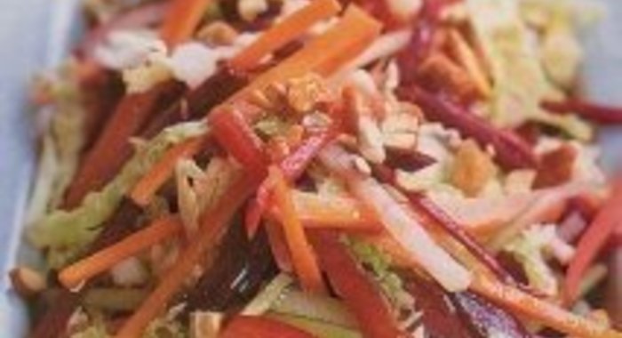 Овощной салат со сладкой имбирной заправкой