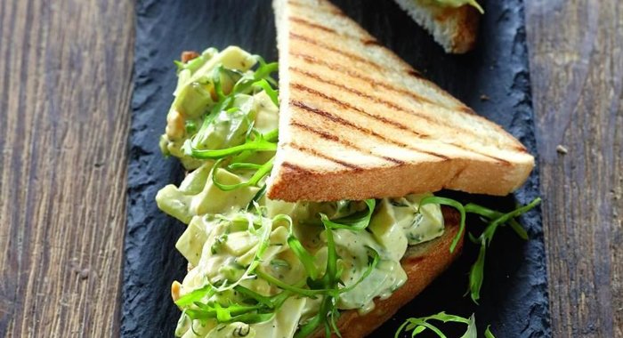 Сэндвичи с яичным салатом