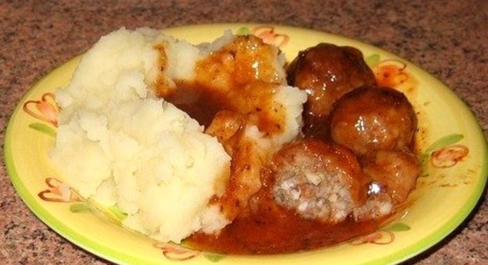 Ежики из говядины