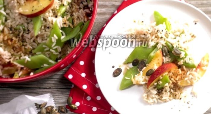 Рисовый салат с фасолью и нектаринами