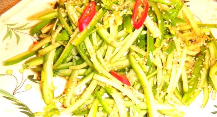 Тайский огуречный салат