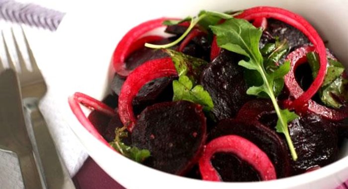 Салат из свеклы и лука