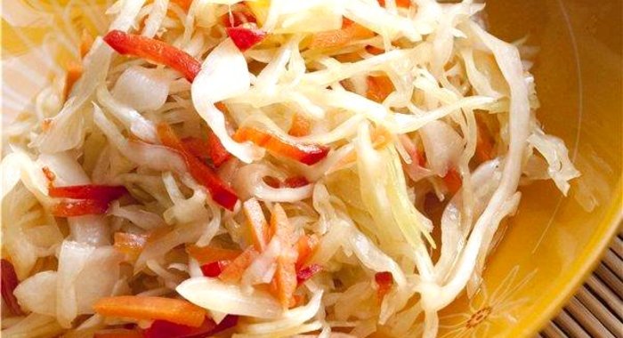 Салат из белокочанной капусты