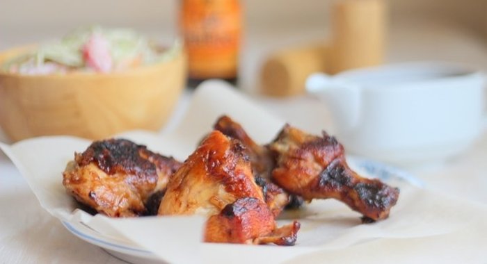 Цыпленок барбекю с салатом