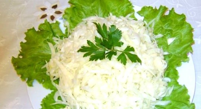 Свежий салат из капусты
