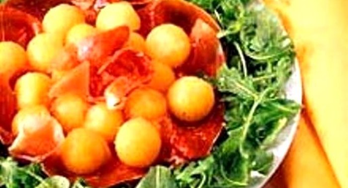 Итальянский салат с дыней