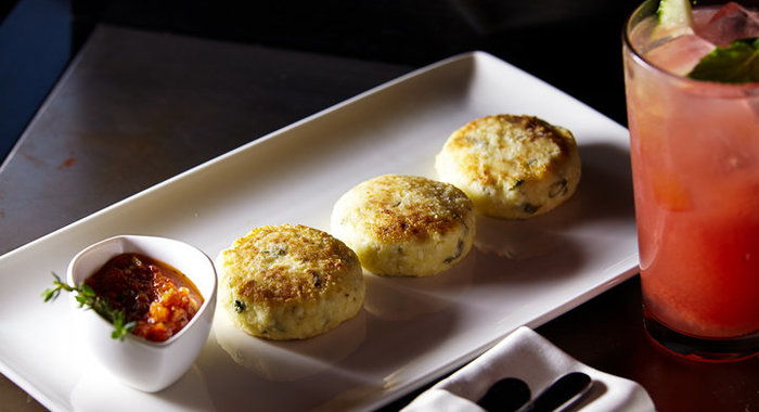 Перловая каша с мясом в горшочках