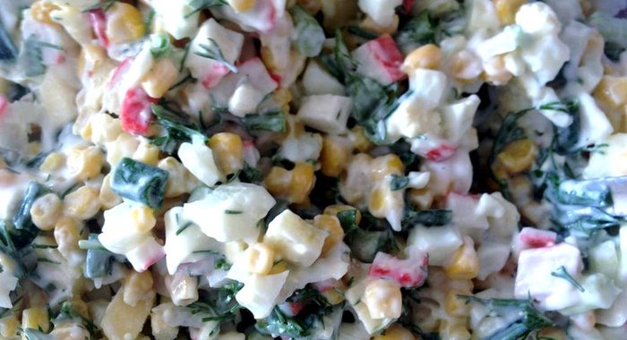 Крабовый салат с яблоком