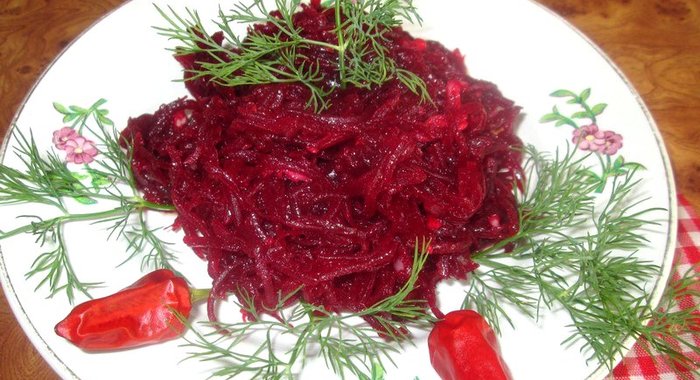 Острый свекольный салат