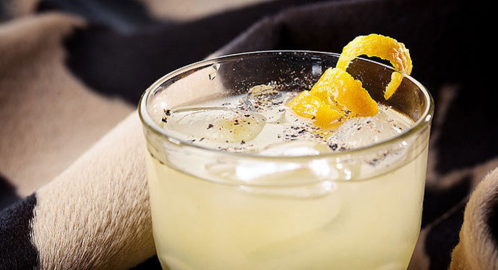 Салат с курицей, шампиньонами и стручковой фасолью