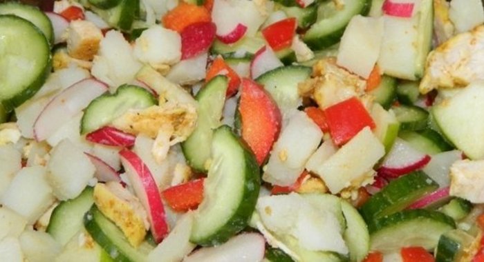 Салат без майонеза с курицей