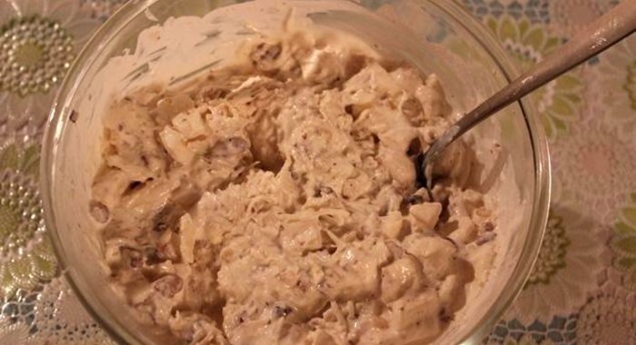 Салат с сельдереем и творогом