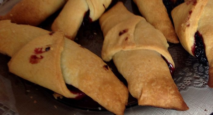Рогалики с джемом