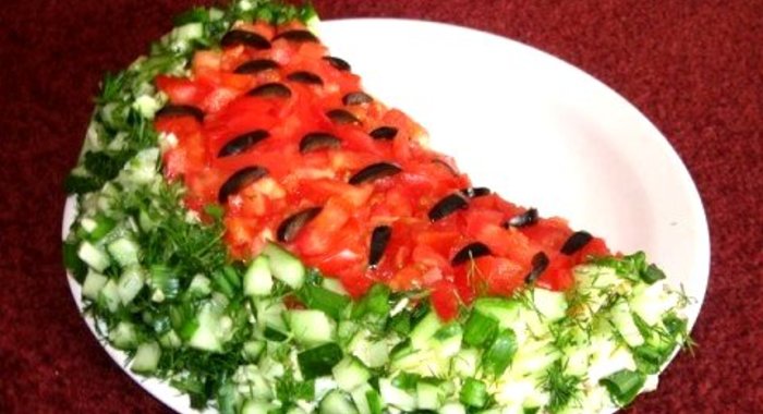 Салат Арбузная долька с корейской морковью