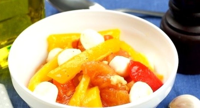 Салат из запеченных перцев