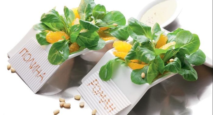 Салат корн с мандарином и кедровыми орешками