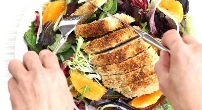 Новогодний салат с курицей