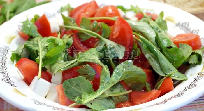 Салат с рукколой «Аннет»