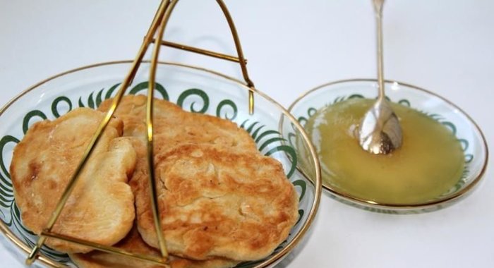 Лепешки на сковороде быстро