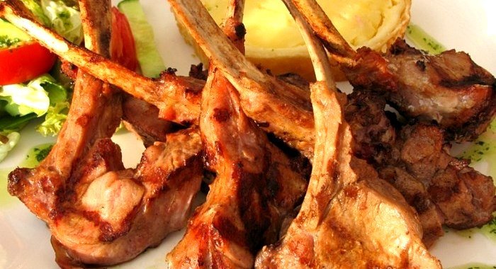 Шашлык из баранины на кости