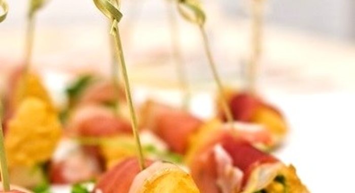 Канапе с хамоном