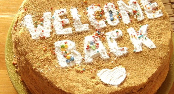 Медовый торт со сливочным кремом