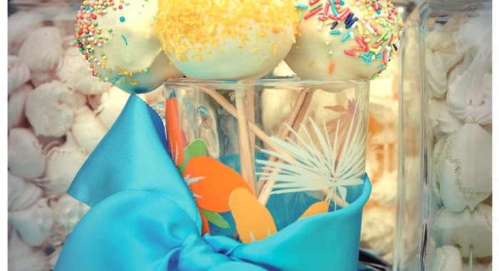 Пирожные на палочке (cake pops)