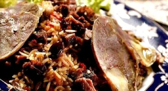 Плов с бараниной и сухофруктами