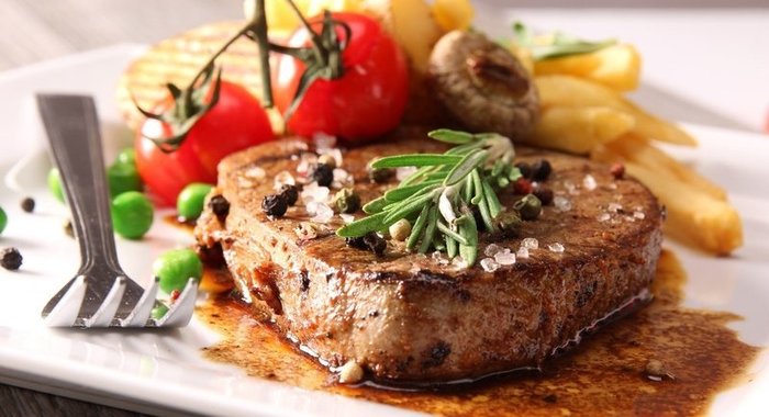 Как приготовить идеальный стейк: советы + 5 лучших рецептов